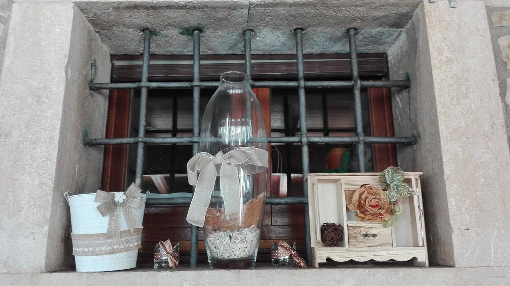 Вілла Agriturismo La Vecchia Cascina Di Paolo & Belinda П'єтрельчина Екстер'єр фото