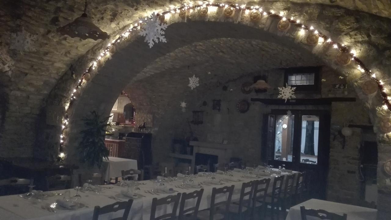 Вілла Agriturismo La Vecchia Cascina Di Paolo & Belinda П'єтрельчина Екстер'єр фото
